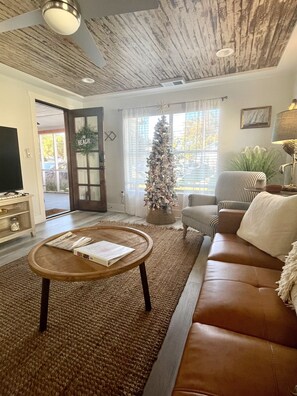 The holiday season is the best time to be at the beach! We would love to host you and your family. 