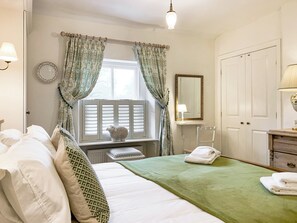 Double bedroom | Cherry Cottage, Gargrave, near Skipton