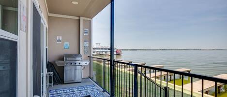 Covered Patio | Lake Views | Gas Grill