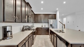 Kitchen (Angle)