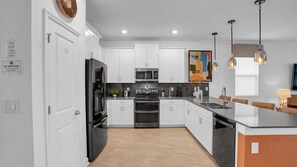 Kitchen (Angle)