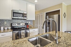 Updated kitchen area with stainless appliances! 