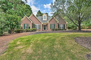 Front Exterior | Keyless Entry