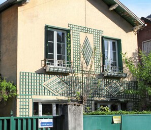 Front view