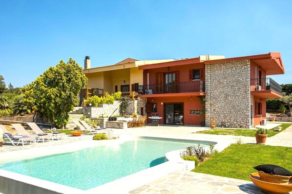 Holiday Home Exterior [summer]