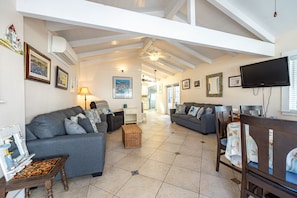 346S - Living Room