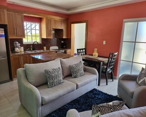 Second Floor APT 5B