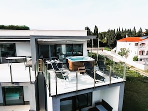 Penthouse Dachterrasse mit Jacuzzi