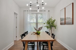 Away from the distractions of daily life, take the time in this dining room to enjoy being in the presence of your loved ones.