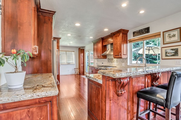 Private kitchen