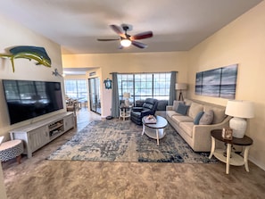 comfortable open floor plan with tall ceilings