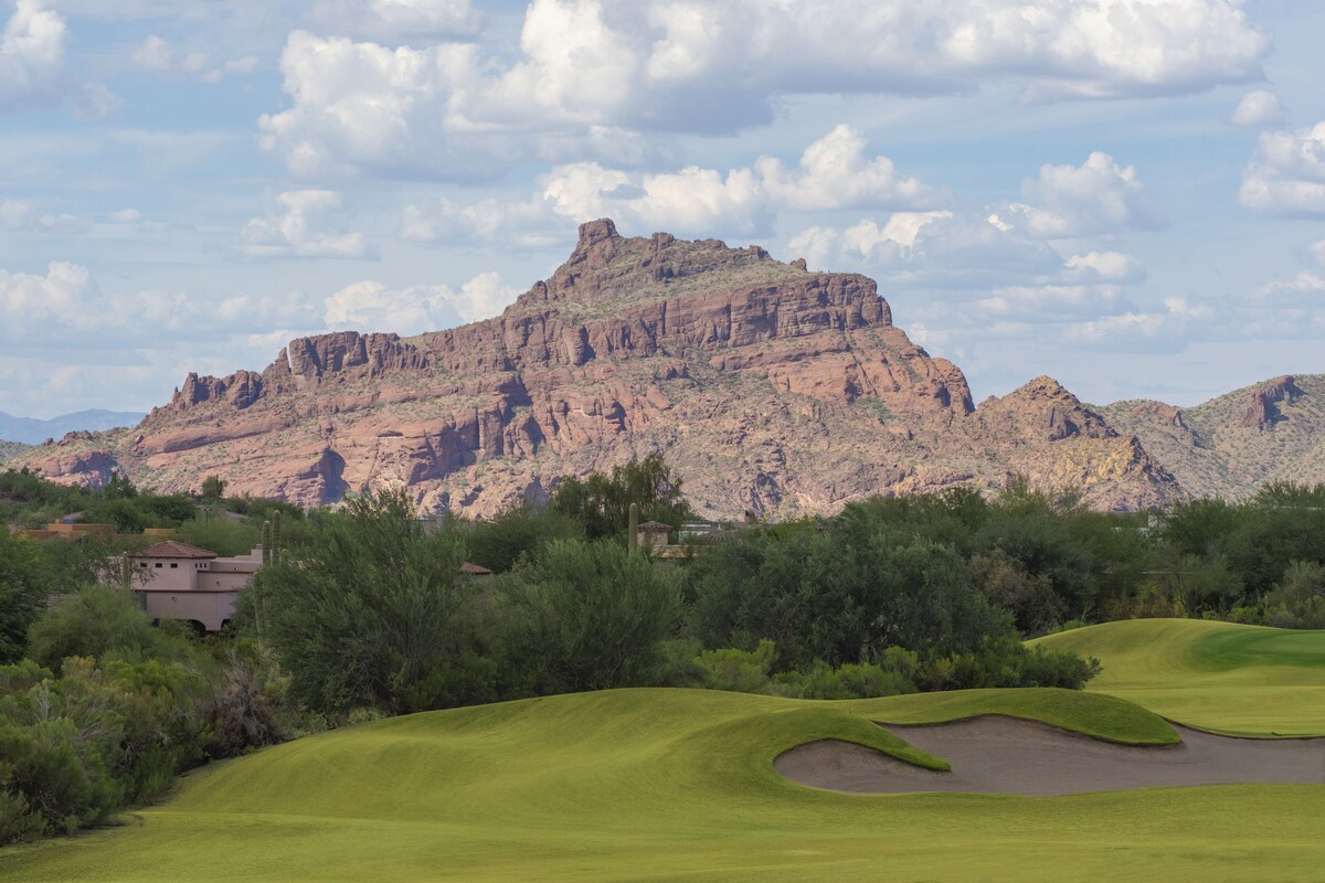 Golf Colony w/Golf, Mt & City Views, Salt H2O Pvt POOL, Spa, Kiva Fireplace, TVs All BRs