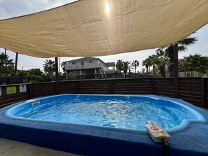 屋外スパ浴槽