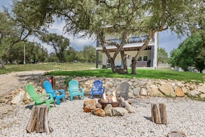 Firepit behind the home.