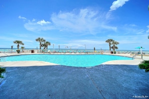 Heated Pool, Hot Tub, Tiki Bar, Kiddie Pool