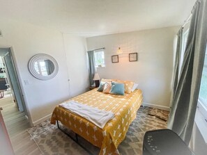 Queen Bedroom