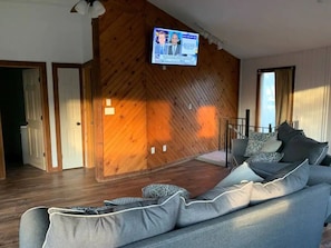 Living Area Floor 2