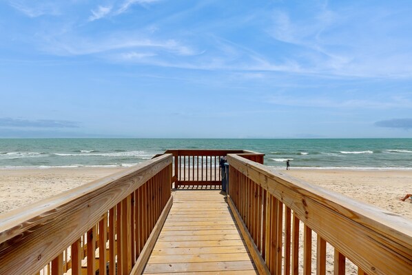 Strand