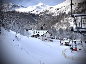 Snow and ski sports