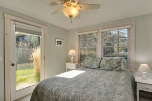 Front House: Bedroom 1 1st floor w Private Side Entry