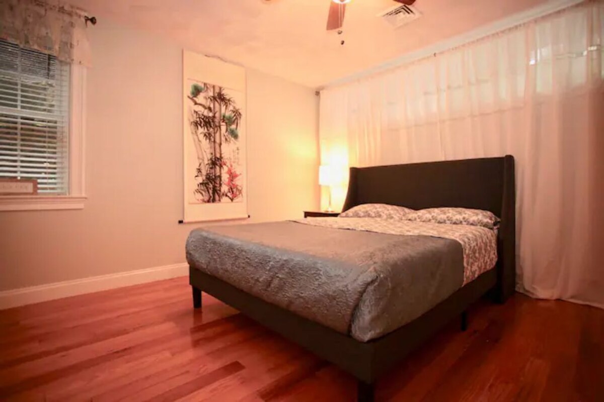 Peaceful 2BR near US Route 1 and Boston.