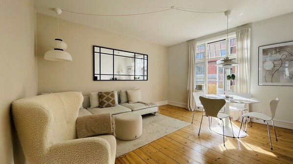 Dining Room, Living Room