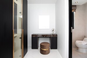 Spacious His & Hers Wardrobe with Make-Up Station & Mirror