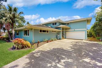 Stunning home , AC, Mtn &waterfall views, 86"TV, walk to beach & golf