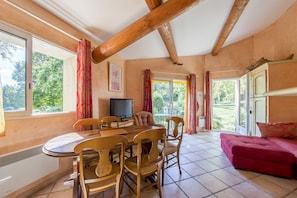 salon suite source rez de jardin
