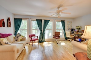 Sunroom | Central A/C & Heating