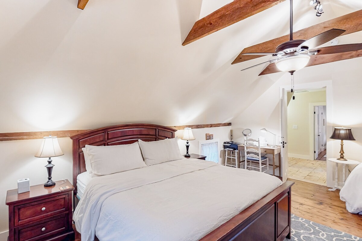 Charming dog-friendly home with private deck, firepit, washer/dryer, & cable