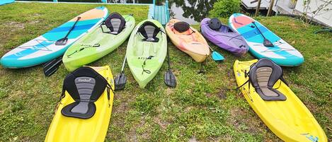 The Retreat provides 2 SUPs, 4 adult and 2 youth kayaks for your use