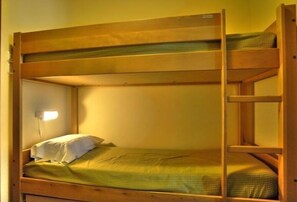 Please specify any bedding preferences with our team upon booking and we will be happy to try and accommodate you!