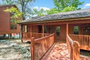 Cabin Exterior and Entry