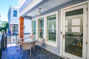 Guests of Captain's Quarters can enjoy quick & easy access to the boardwalk via the partially-covered balcony.