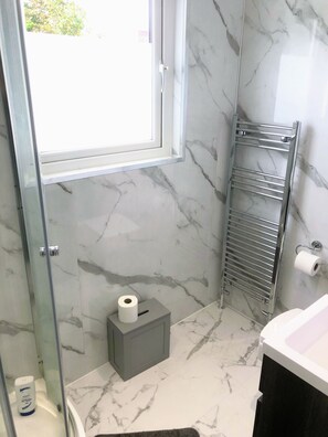Bain