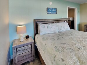 Primary Bedroom - King Bed