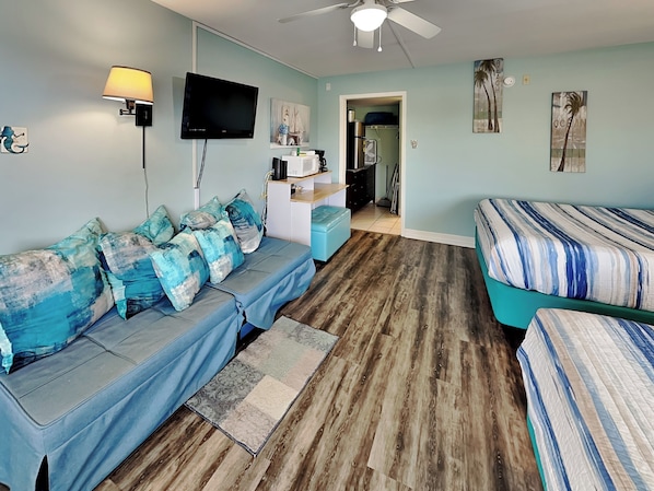 Studio Bedroom - Two Full beds w/ TV