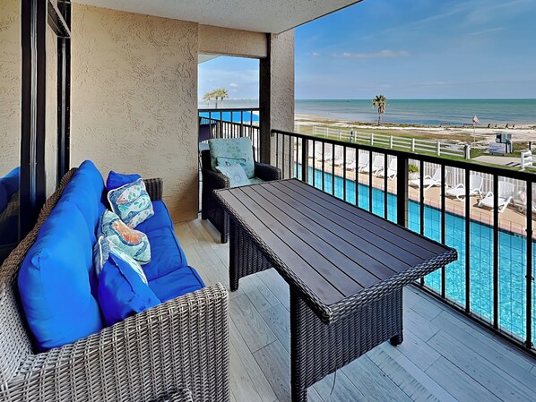 Welcome to Laguna Reef #210