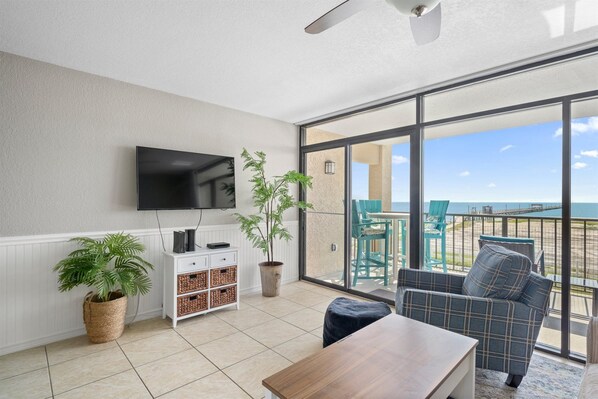 Ready. Set. Relax. - Your vacation starts the minute you step inside Laguna Reef. Enjoy!