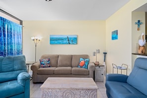 Settle into the comfortable living room furniture, make plans for the day, and enjoy spending time with friends and family.