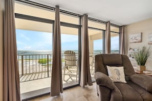Floor To Ceiling Window Views