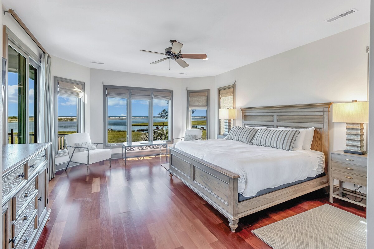 NEW Listing! BEST VIEWS on Seabrook Island! Private Dock, Renovated 4 bedroom Home!
