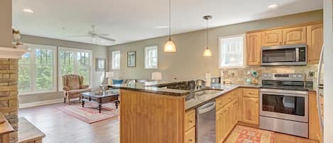 Kitchen--- Open Floor Plan 