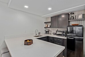 Fully Stocked Kitchenette