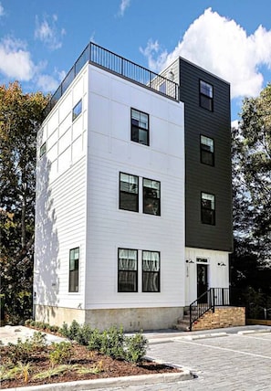 Caton Place is new, modern, and built with you in mind!
