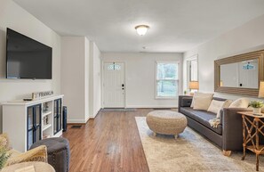 Second living room space with 55 inch smart tv Hulu live