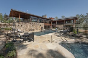 Aspen House Clubhouse pool and hot tub area.