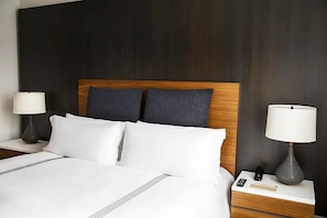 Unit with Queen bed