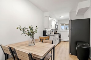 Comfortable Eating Area with Seating for Four